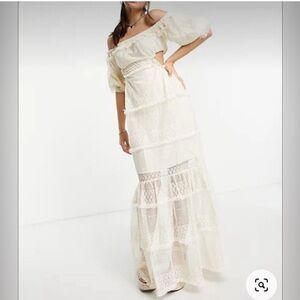 Chic Off-Shoulder Cream Maxi Dress